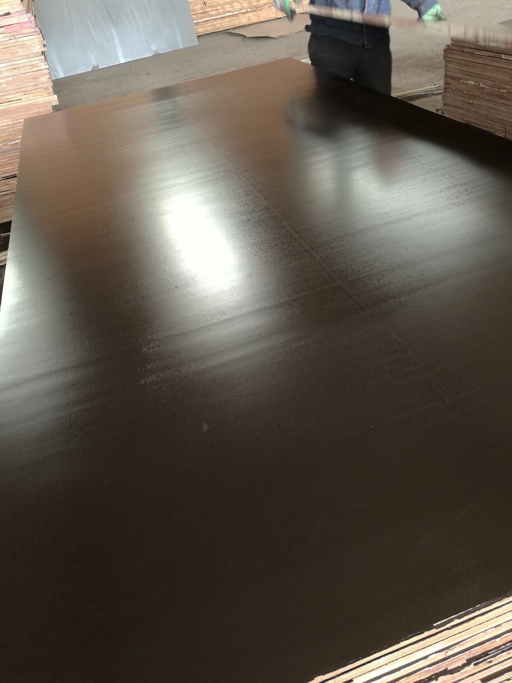 Phenolic Glue Film Faced Plywood with Birch Core Brown Film