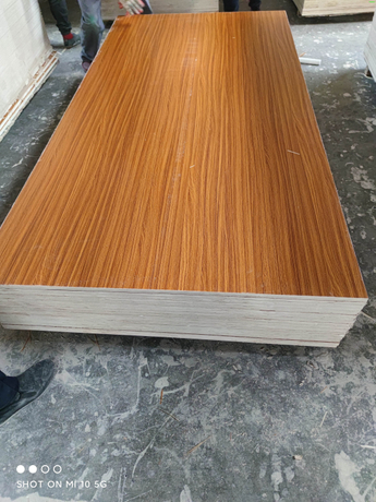 18MM Melamine Plywood Combine Core E1 Glue For Furnitures